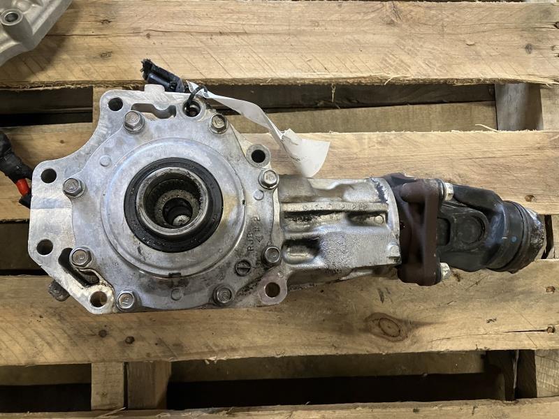 Transfer Case from a 2008 Acura MDX, photo 2