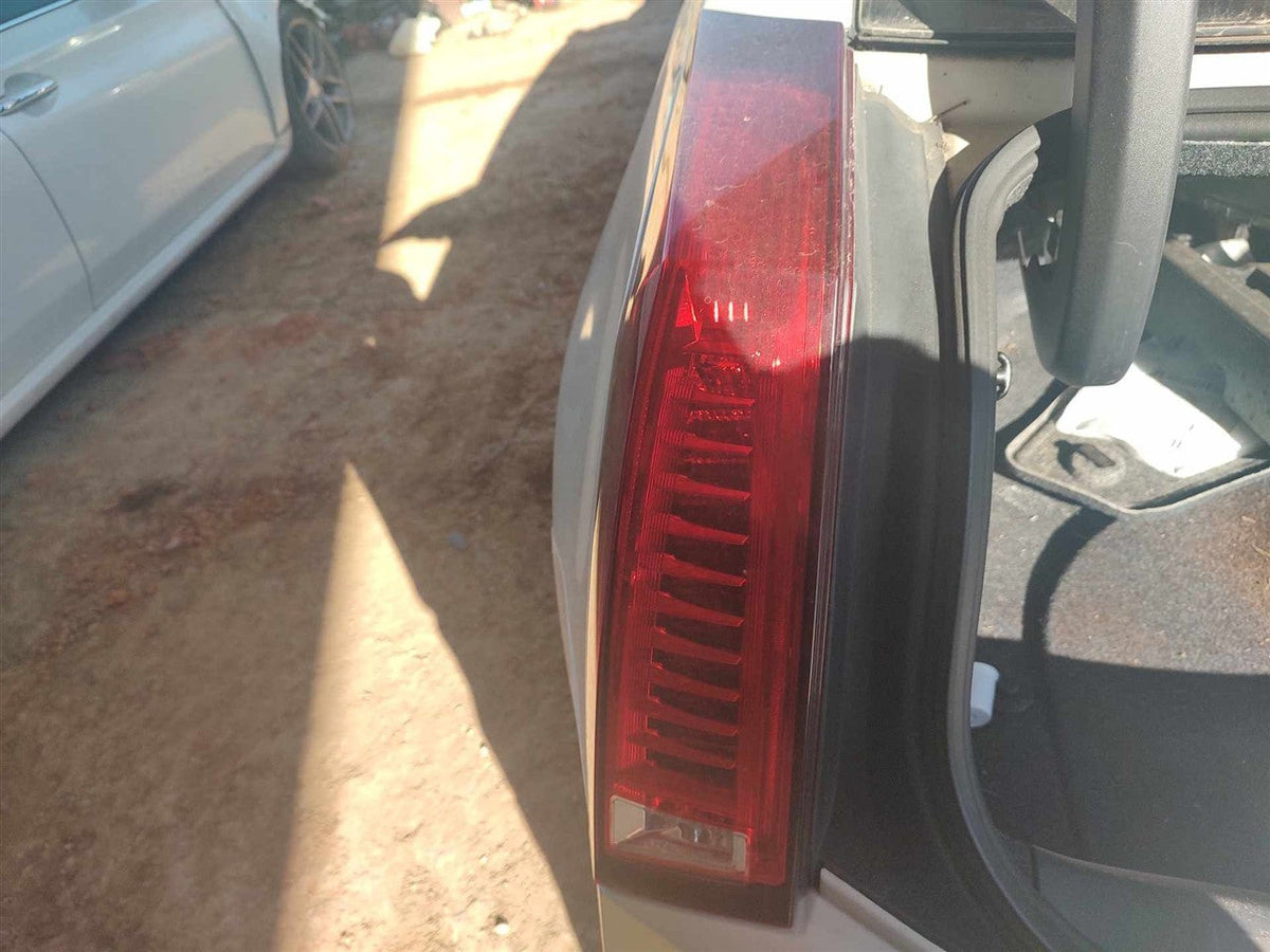 Tail Light from a 2012 Cadillac CTS, left side, photo 1