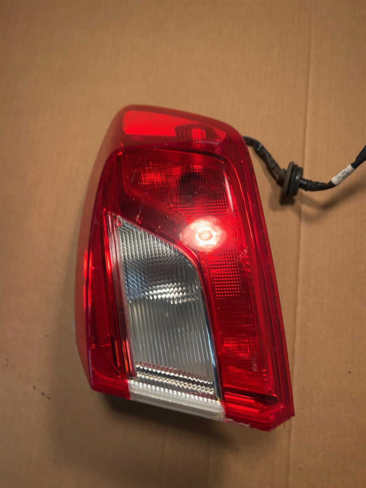 Tail Light from a 2016 Chevrolet Cruze, right side, photo 3