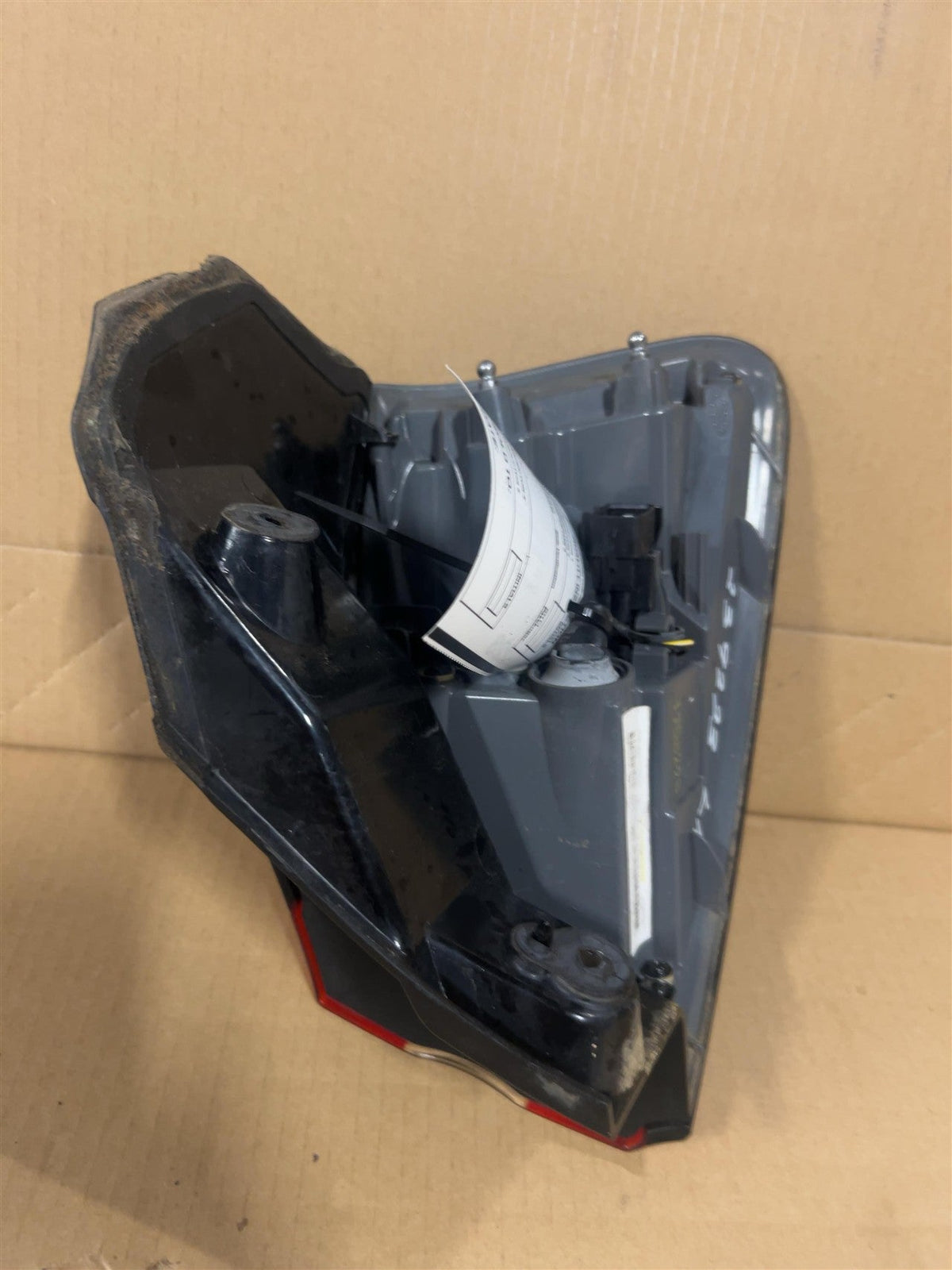Tail Light from a 2018 Jeep Cherokee, left side, photo 4
