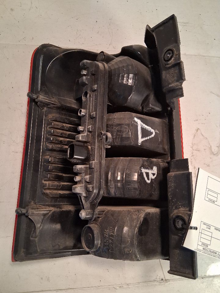 Tail Light from a 2012 Jeep Liberty, right side, photo 3