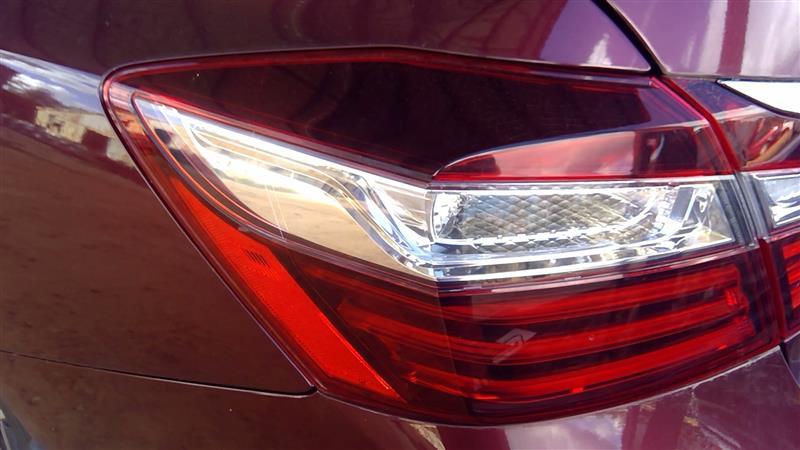 Tail Light from a 2016 Honda Accord, left side, photo 1