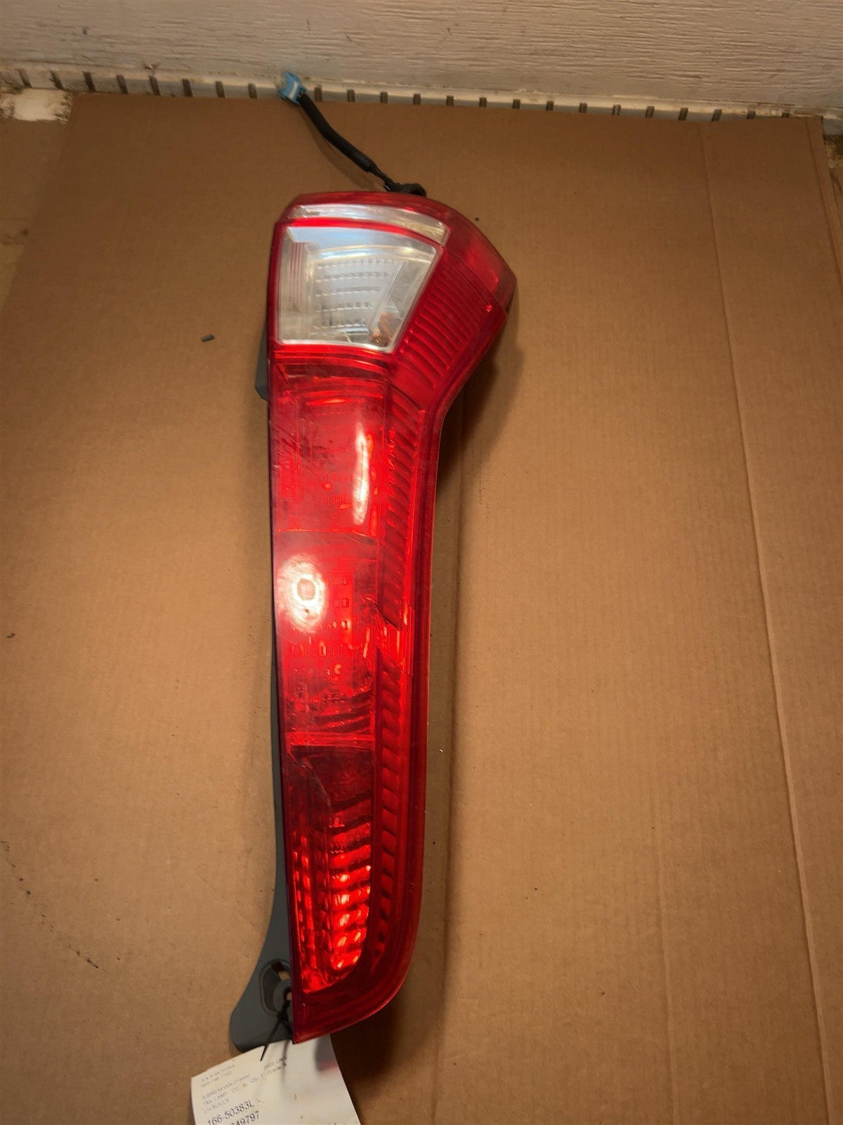 Tail Light from a 2009 Honda CR-V, left side, photo 2