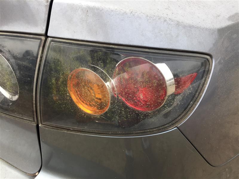 Tail Light from a 2004 Mazda 3, right side, photo 1