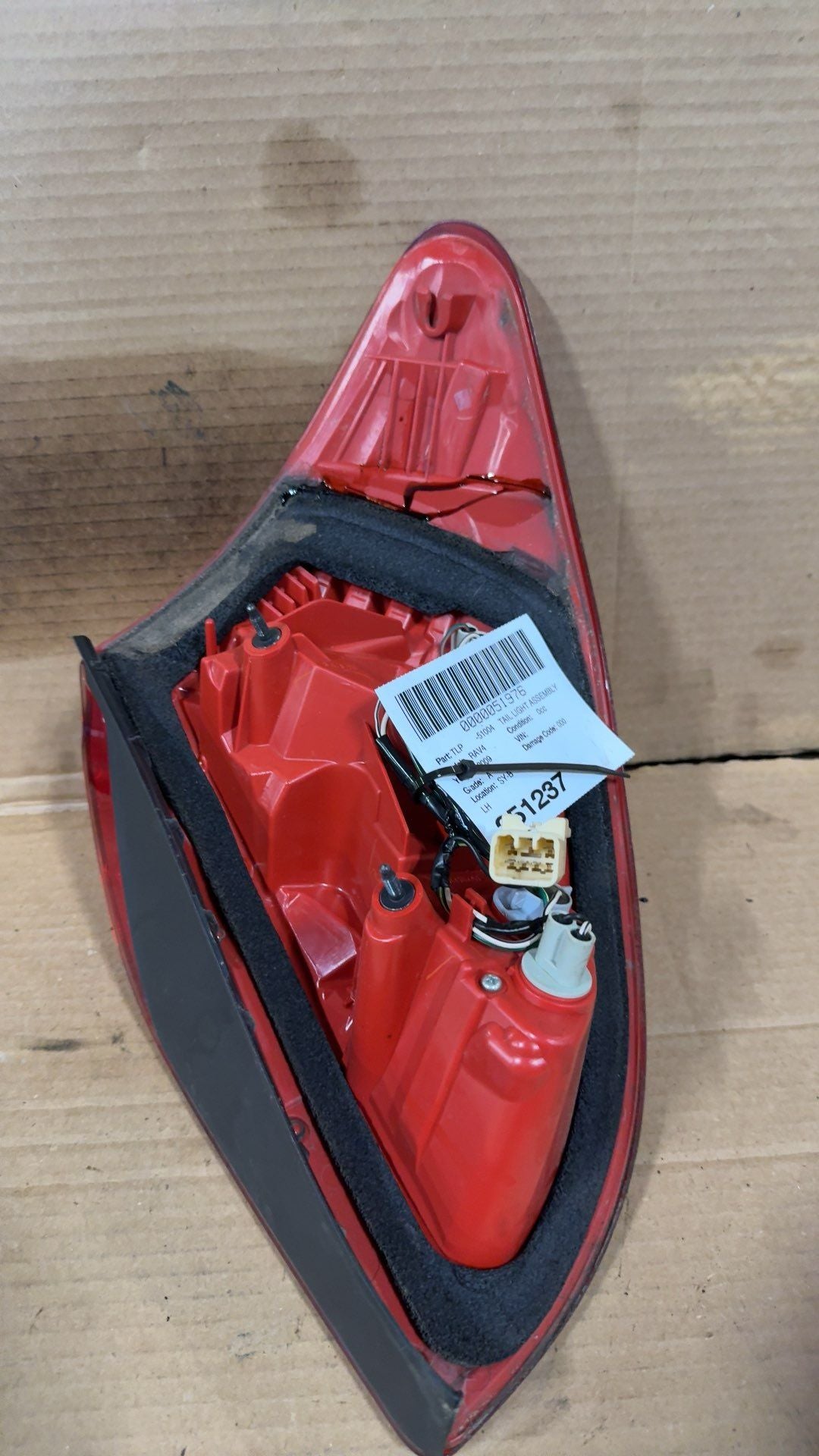 Tail Light from a 2009 Toyota RAV4, left side, photo 2