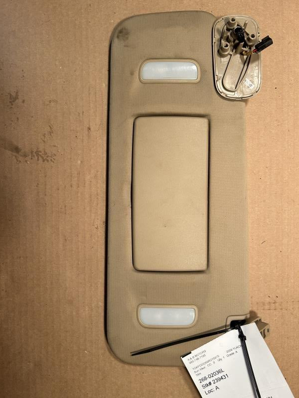 Sun Visor from a 2009 GMC Yukon, left side, photo 1