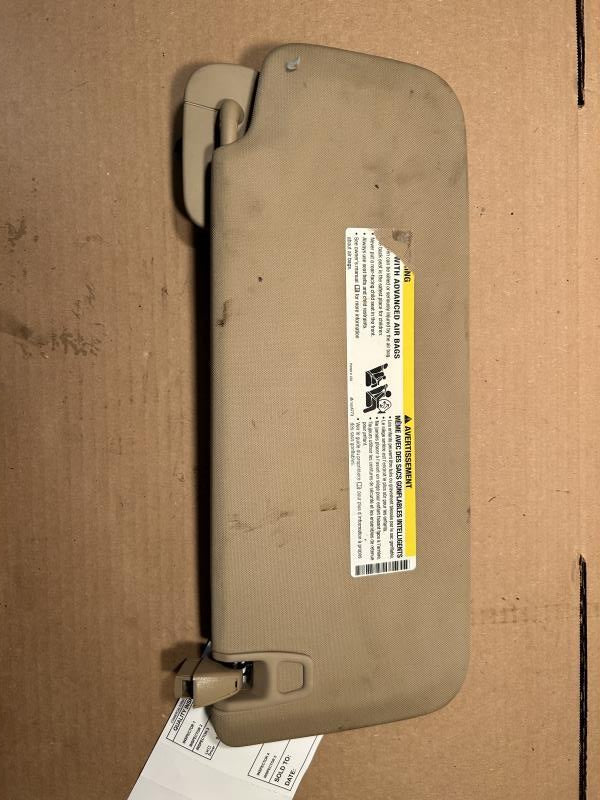 Sun Visor from a 2009 GMC Yukon, left side, photo 2
