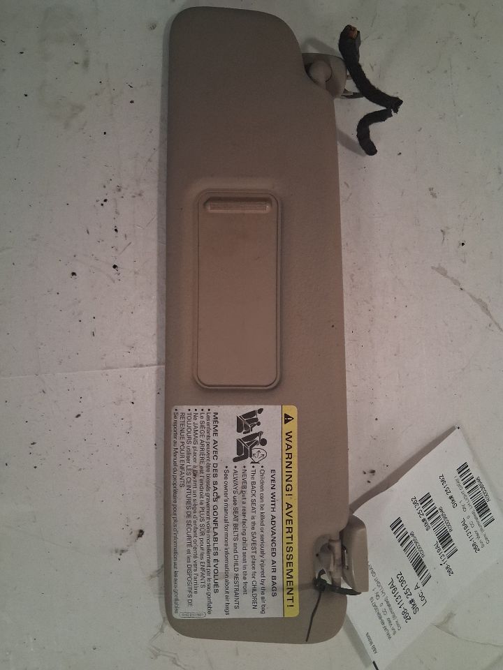 Sun Visor from a 2009 Audi A4, left side, photo 3