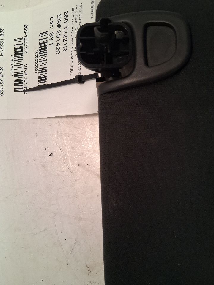 Sun Visor from a 2019 Honda Civic, right side, photo 4