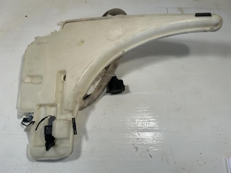 Windshield Washer Reservoir from a 2010 BMW 328i, photo 1