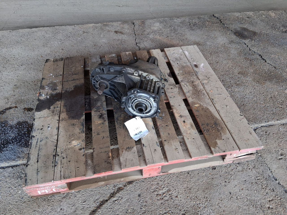 Transfer Case from a 2005 Chevrolet Trailblazer EXT, photo 1