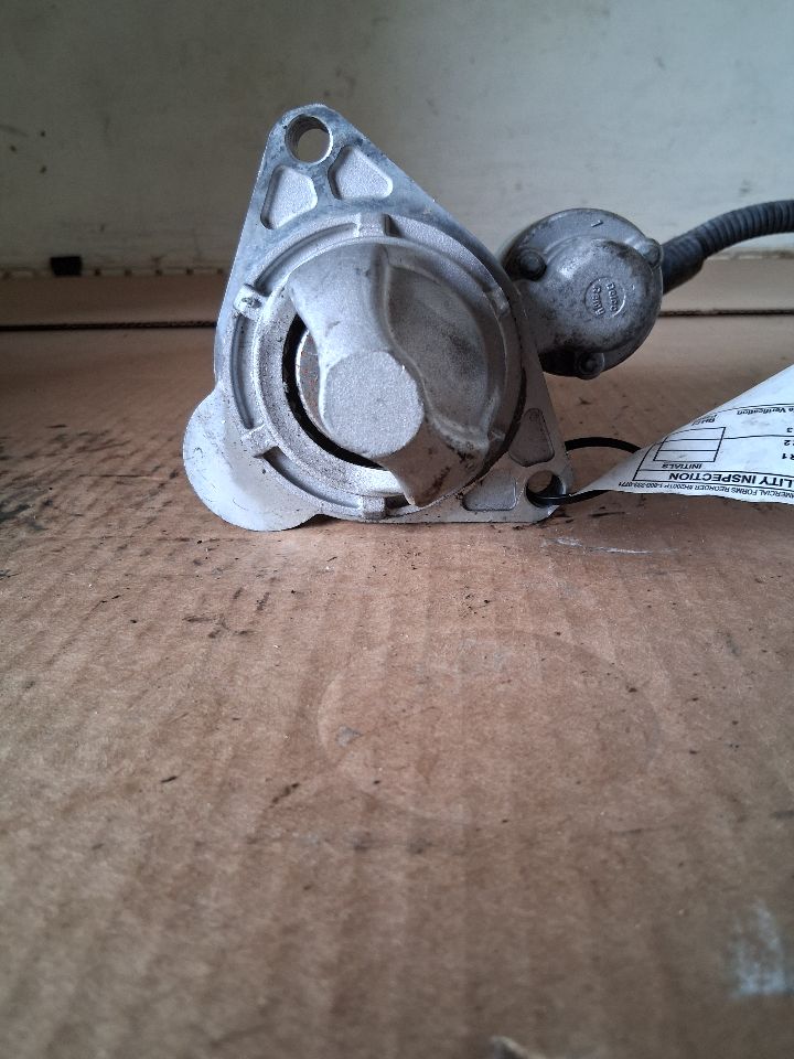 Starter Motor from a 2005 Chevrolet Trailblazer EXT, photo 4
