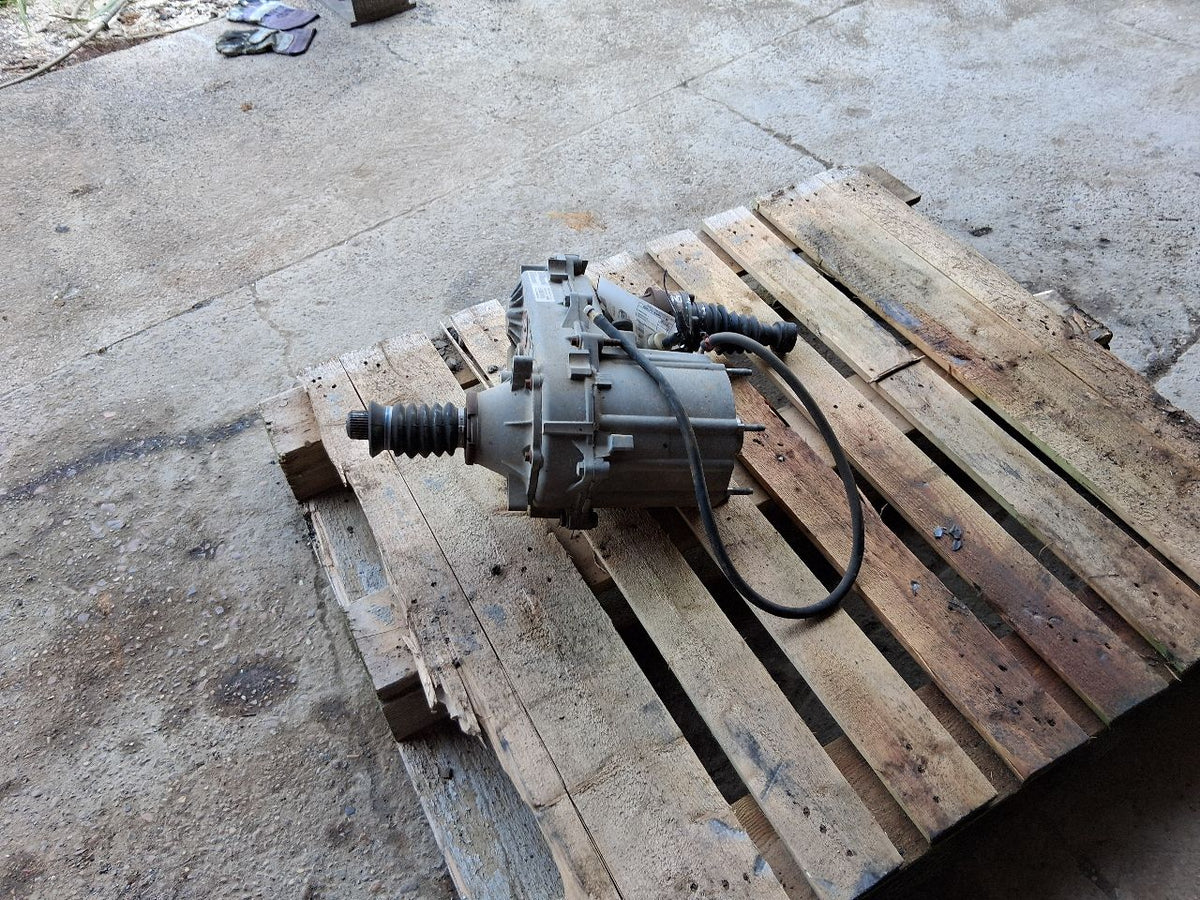 Transfer Case from a 2004 Jeep Liberty, photo 3