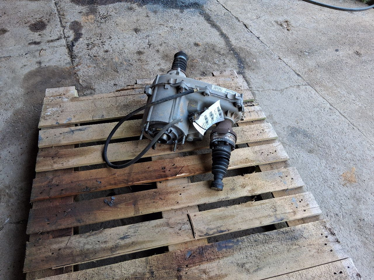 Transfer Case from a 2004 Jeep Liberty, photo 4