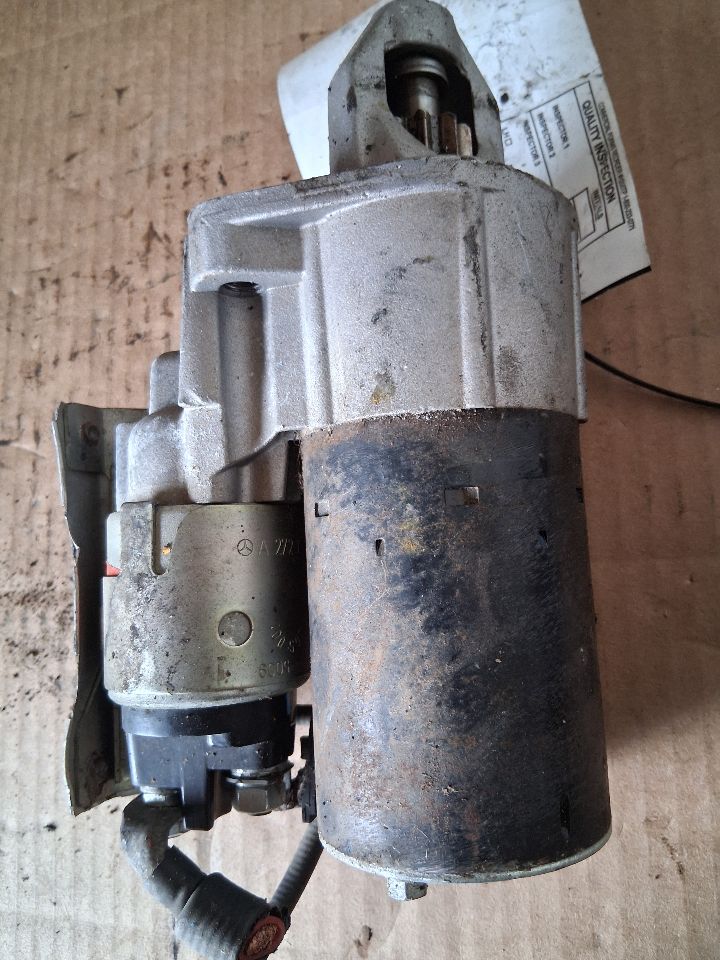 Starter Motor from a 2010 Mercedes-Benz ML-Class, photo 3