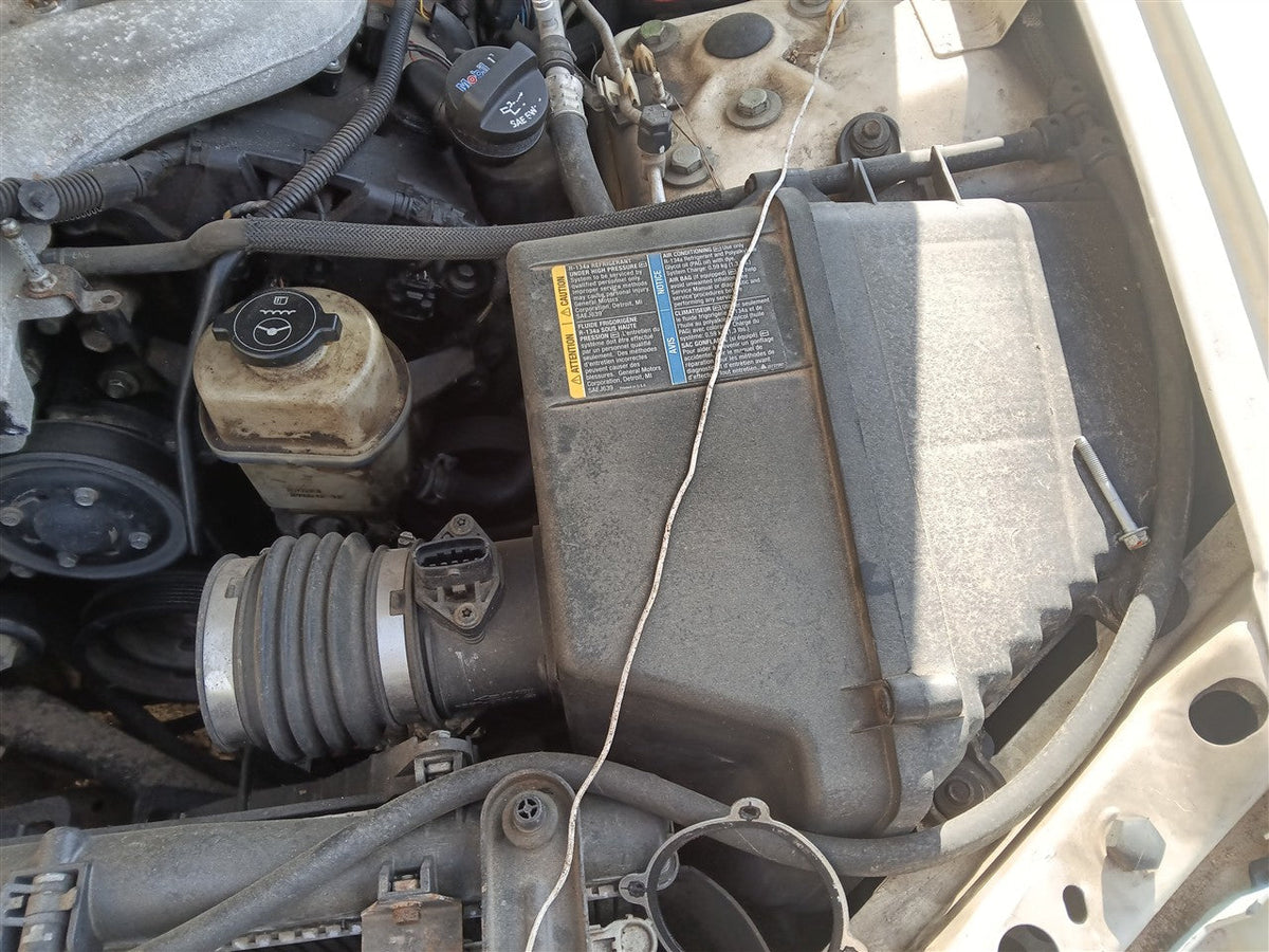 Air Filter Box from a 2005 Cadillac CTS, photo 1