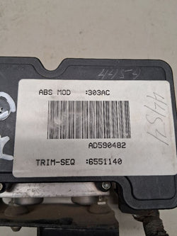 ABS Pump Module from a 2010 Dodge Caliber, photo 1