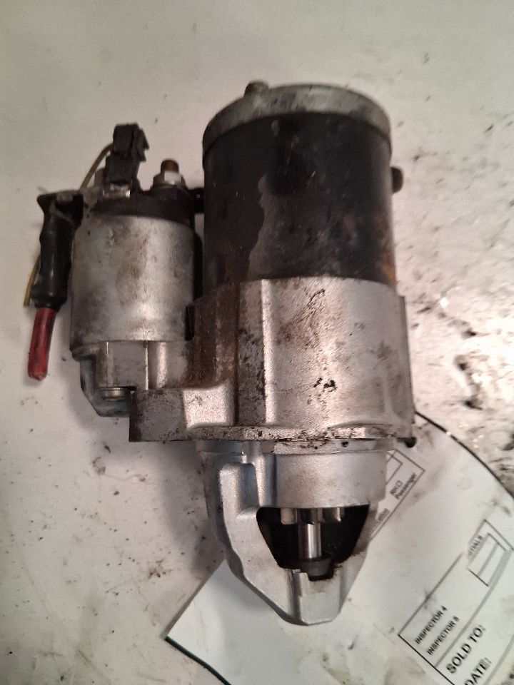 Starter Motor from a 2010 Dodge Caliber, photo 3