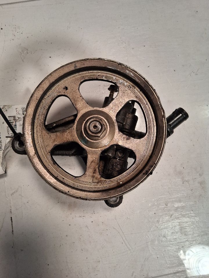 Power Steering Pump from a 2004 Honda Accord, photo 1