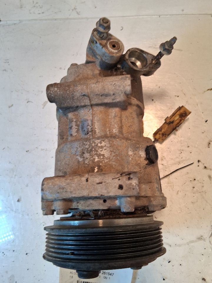AC Compressor from a 2011 Mini Cooper Countryman, photo 2