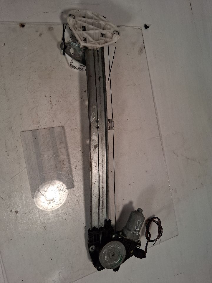 Window Regulator from a 2012 Honda Accord, front, right side, photo 2
