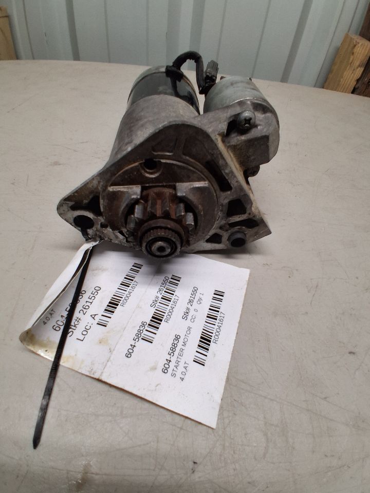 Starter Motor from a 2006 Nissan, photo 4