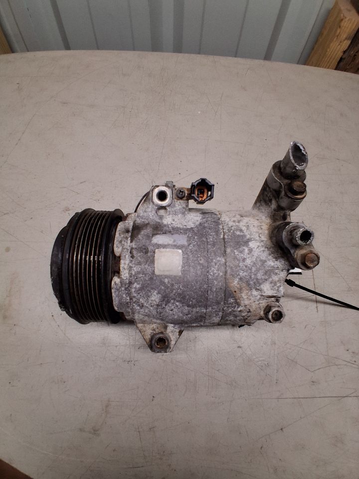 AC Compressor from a 2006 Nissan, photo 1