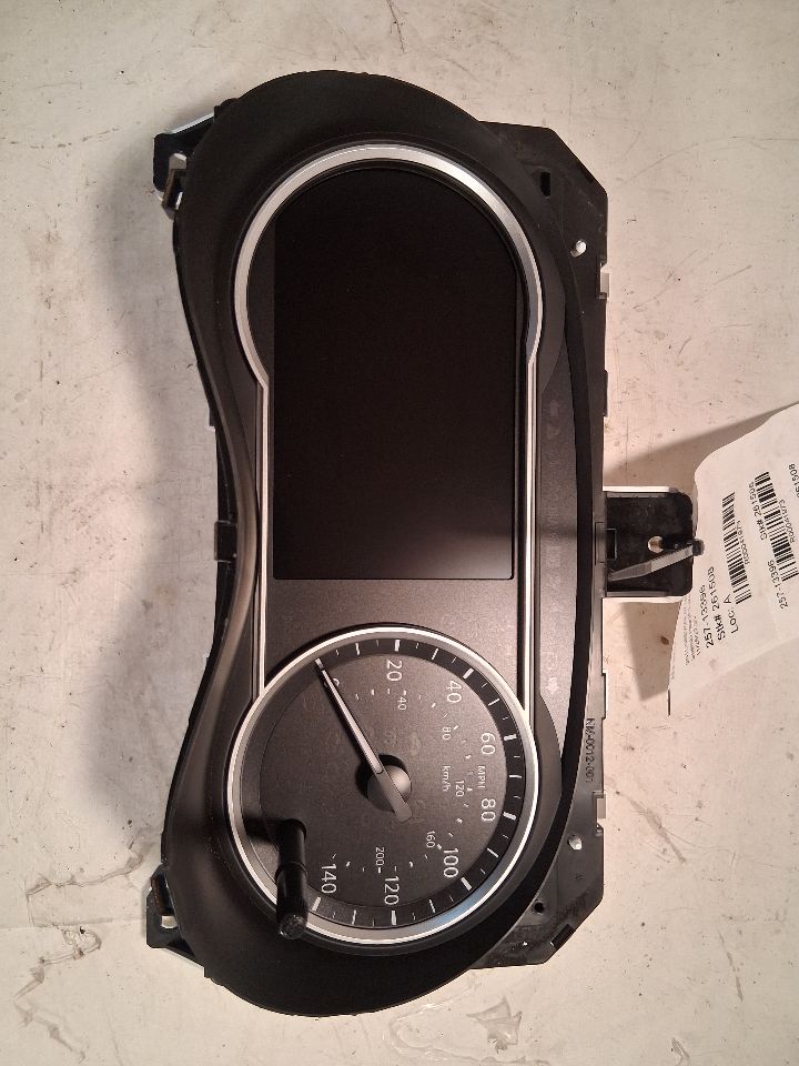 Speedometer Instrument Cluster from a 2022 Nissan Versa, photo 2