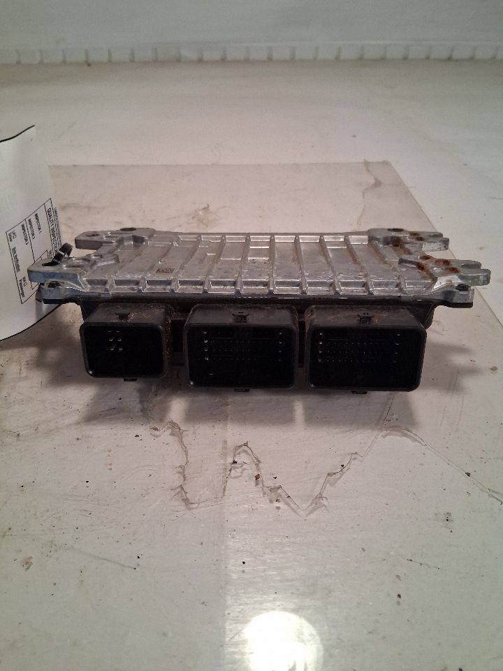 Engine Control Module (ECM/PCM) from a 2022 Nissan Versa, photo 3