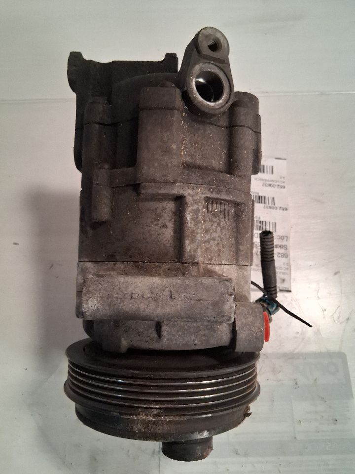 AC Compressor from a 2002 Saturn L Series, photo 2