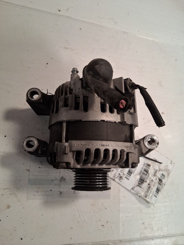 Alternator from a 2012 Ford Escape, photo 1