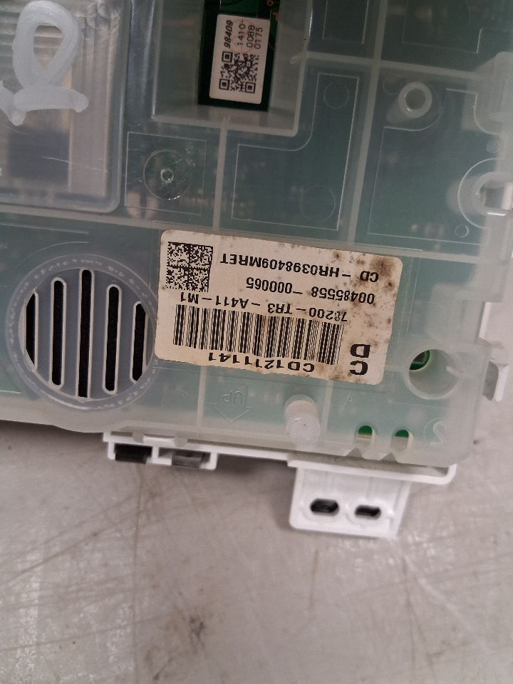 Instrument Cluster (Tachometer) from a 2015 Honda Civic, lower, photo 4