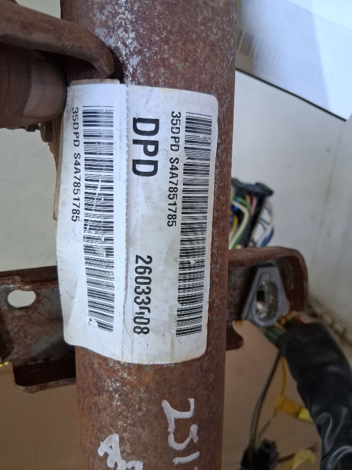 Steering Column from a 1995 GMC 1500, photo 1