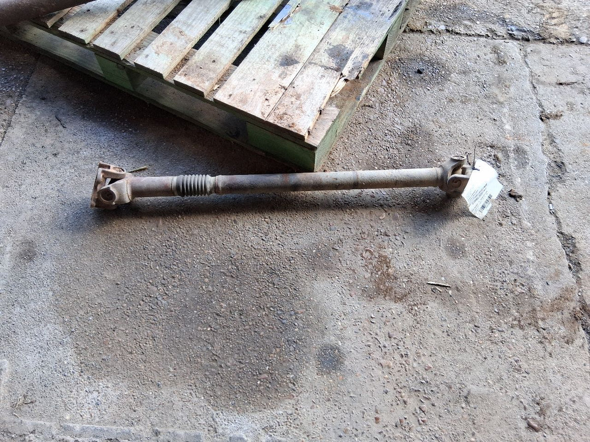 Drive Shaft from a 2008 Ford F-150, front, photo 4