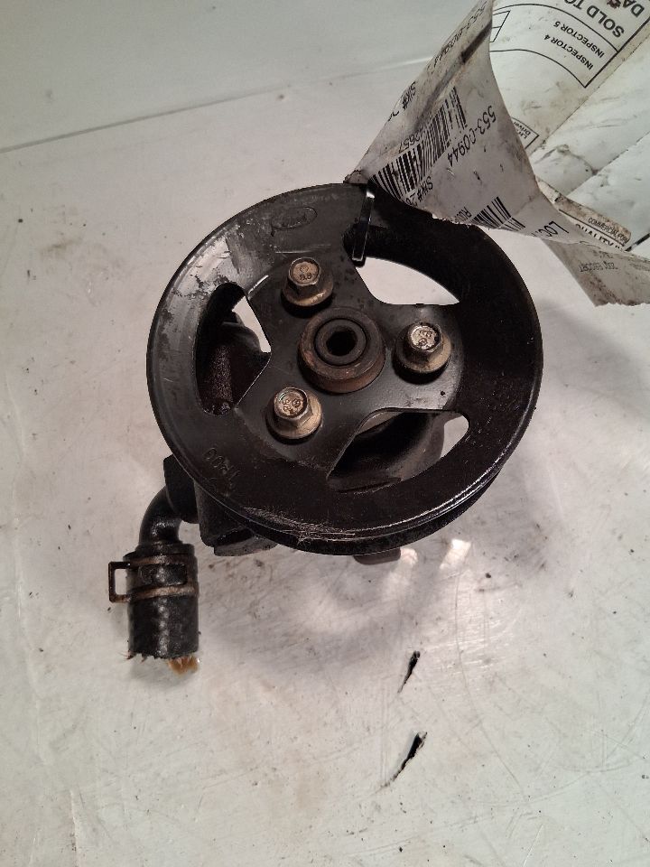 Power Steering Pump from a 2001 Ford Escort, photo 1