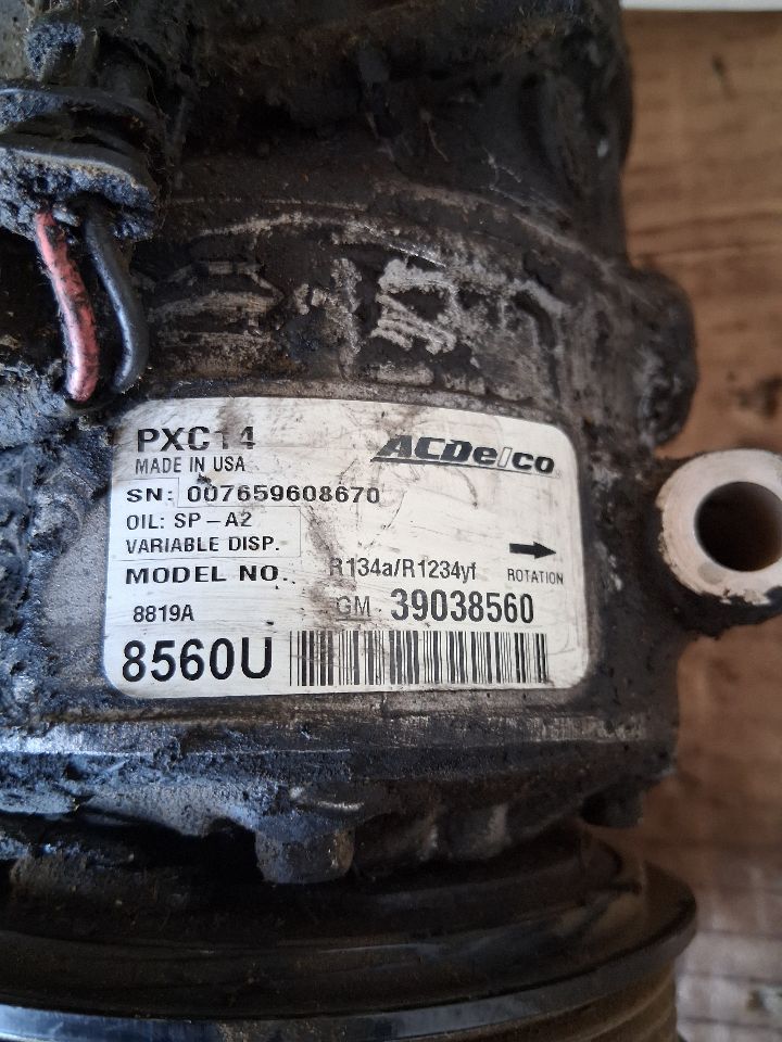 AC Compressor from a 2017 Chevrolet Cruze, photo 2