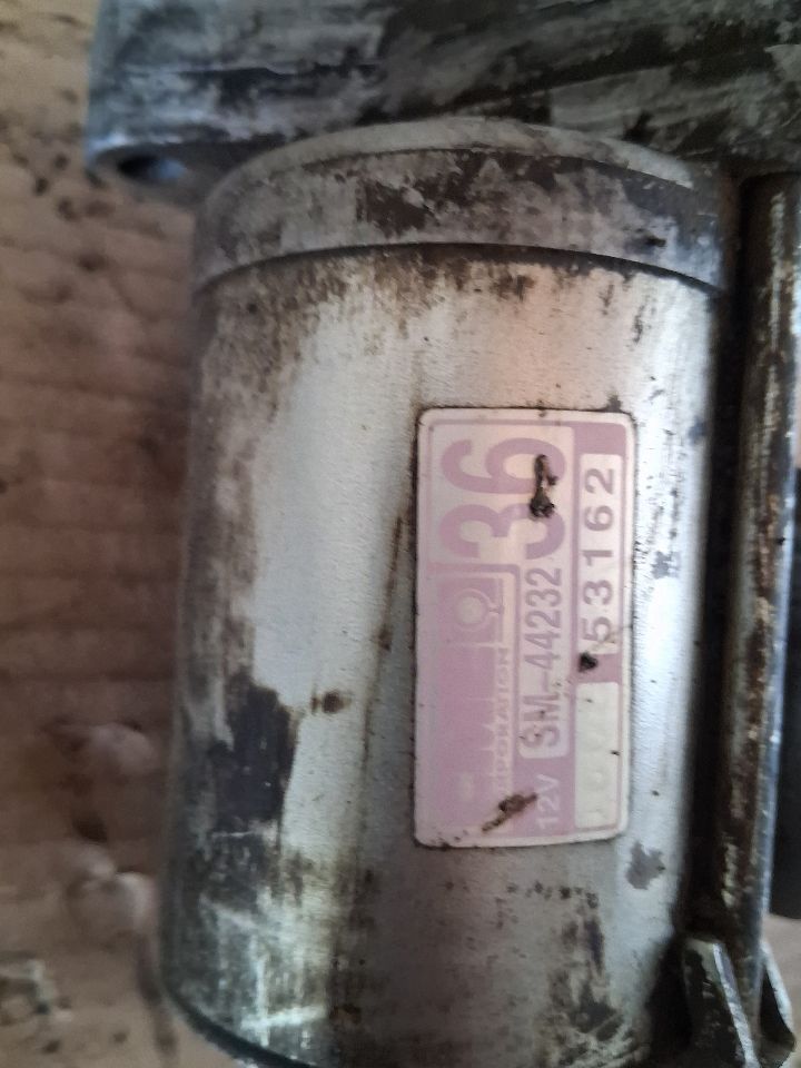 Starter Motor from a 2005 Honda Civic, photo 3
