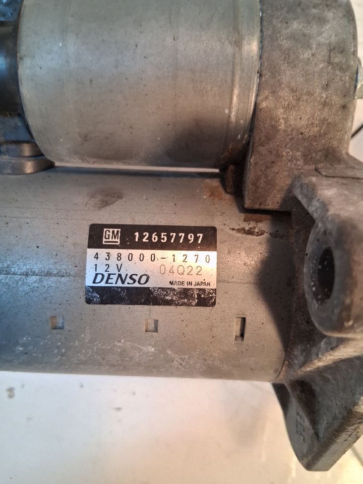 Starter Motor from a 2013 Chevrolet Malibu, photo 3