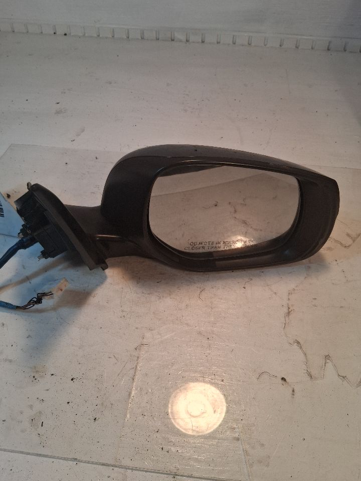 Side View Mirror from a 2017 Infiniti Q50, right side, photo 2
