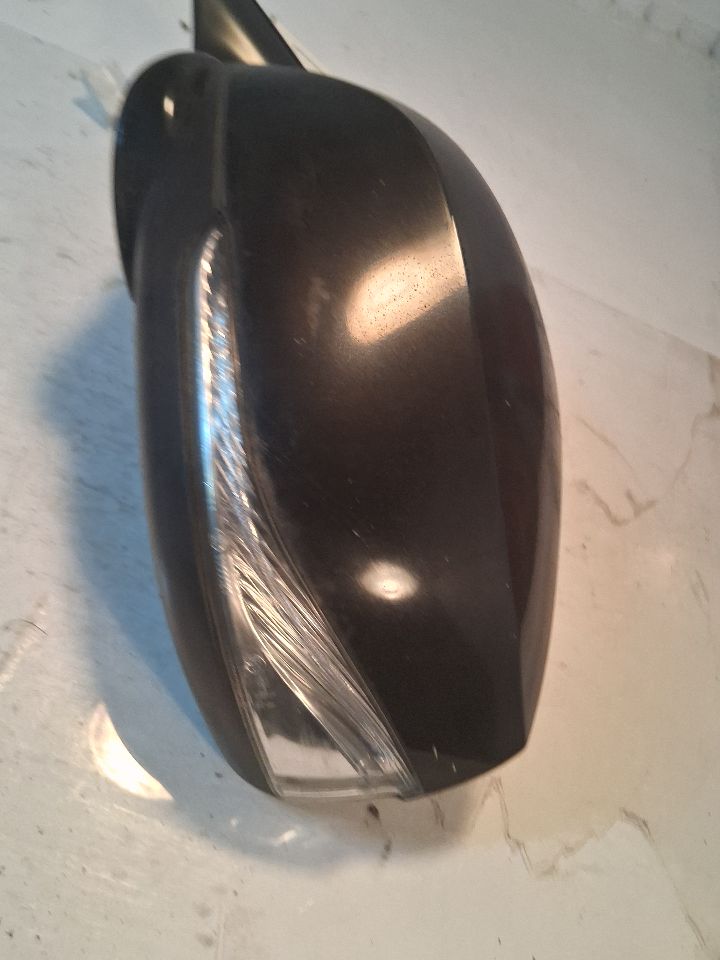 Side View Mirror from a 2017 Infiniti Q50, left side, photo 5