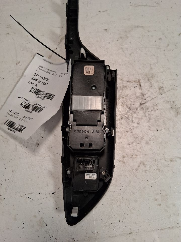 Window Master Switch from a 2017 Honda Civic, left side, photo 4