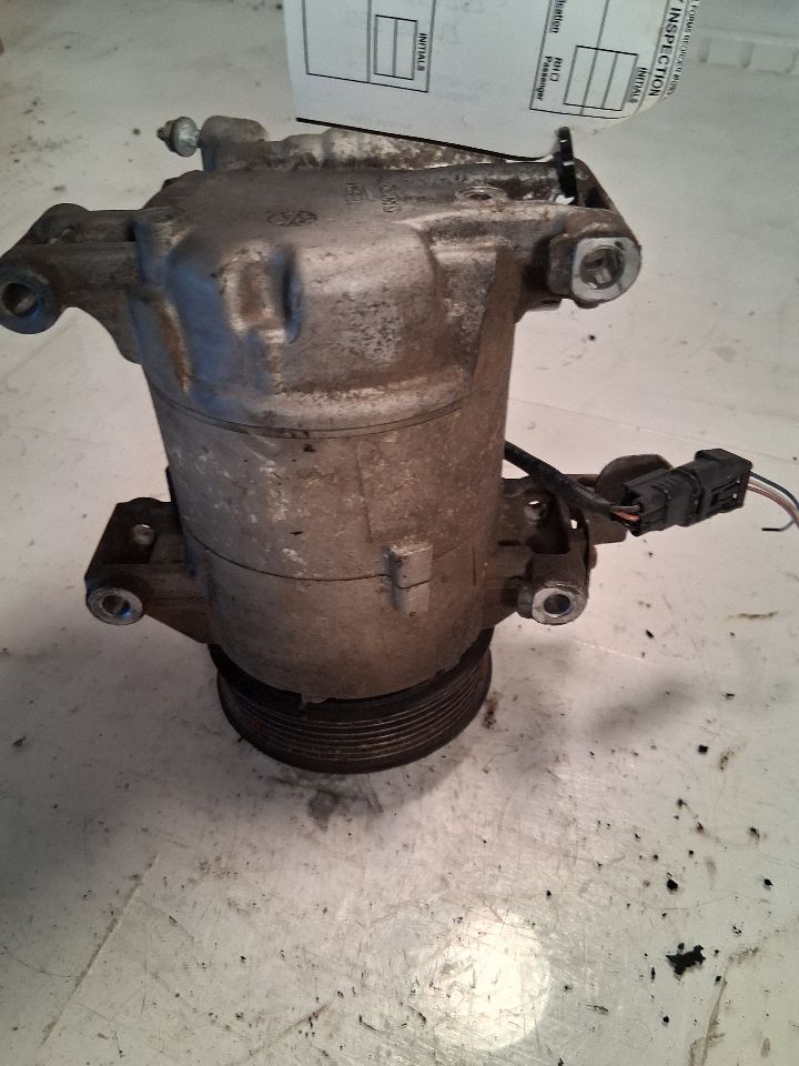 AC Compressor from a 2017 Honda Civic, photo 3