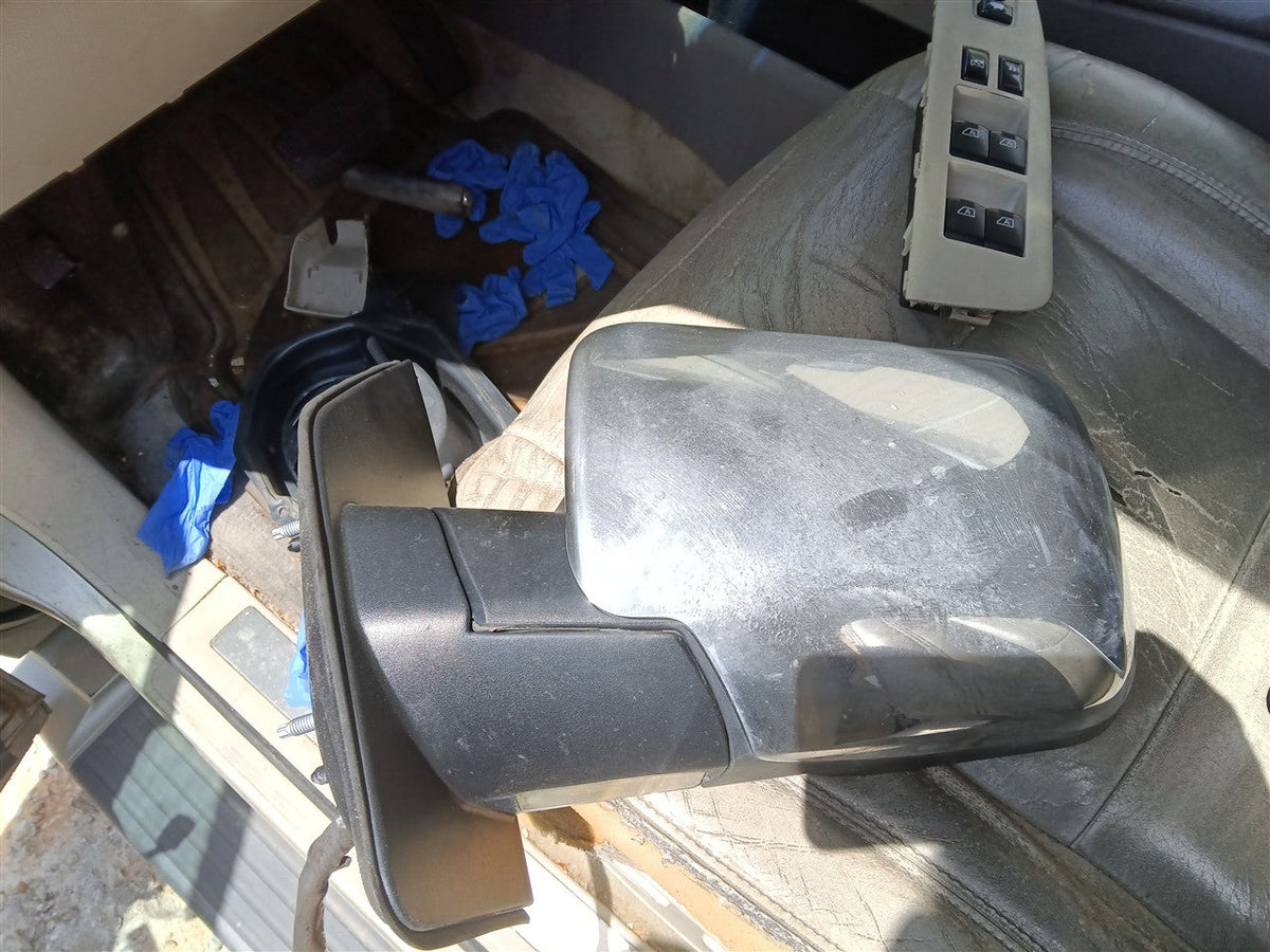 Side View Mirror from a 2009 Infiniti QX56, left side, photo 1