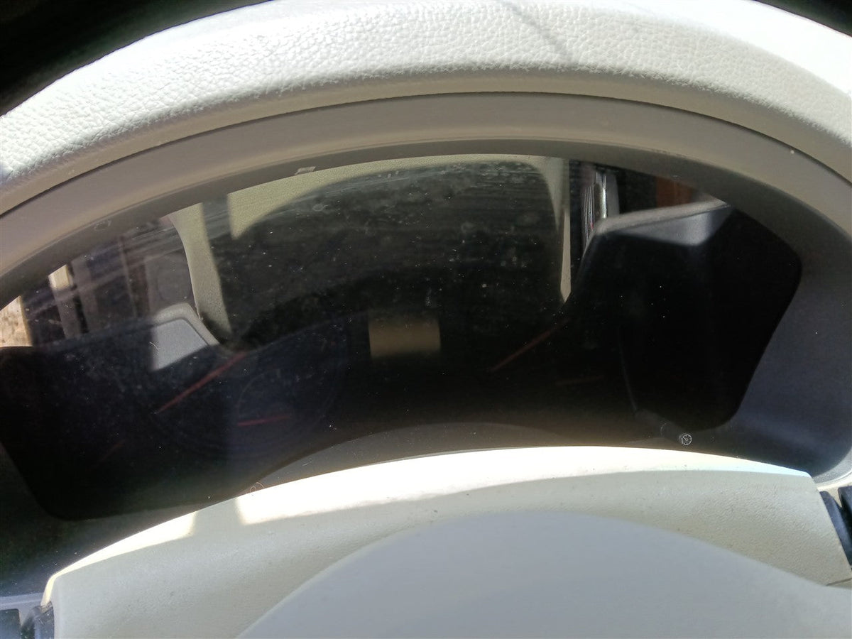 Speedometer Instrument Cluster from a 2009 Infiniti QX56, photo 1
