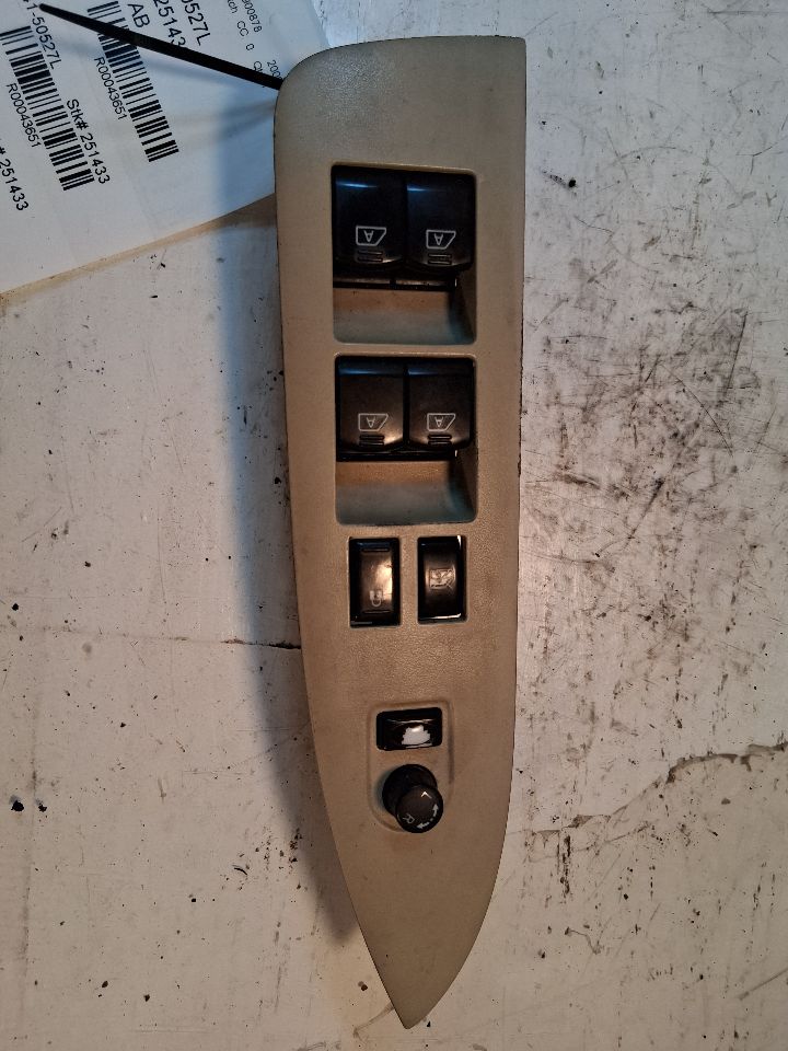 Window Master Switch from a 2009 Infiniti QX56, left side, photo 2