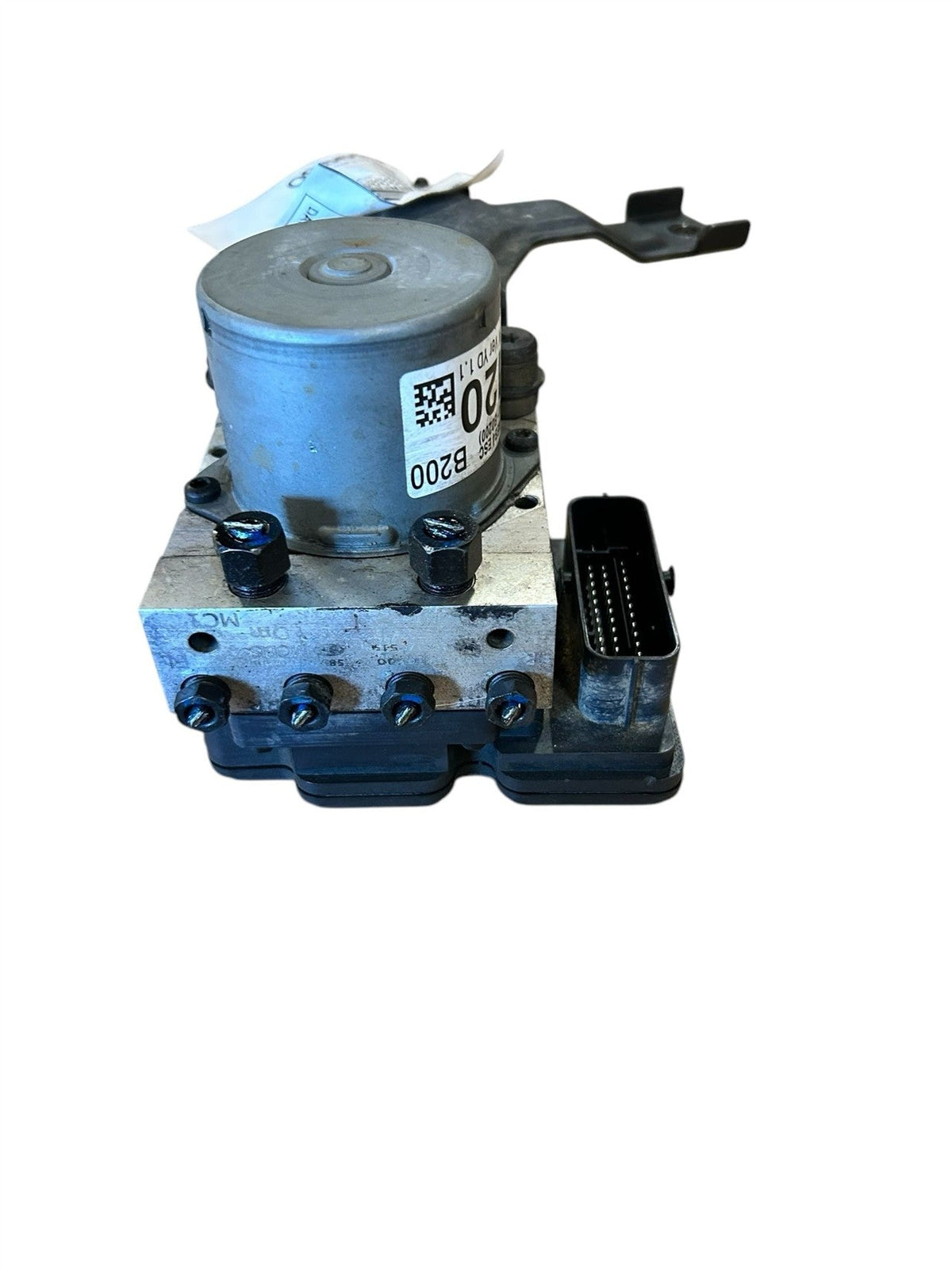 ABS Pump Module from a 2017 Kia Forte, photo 2