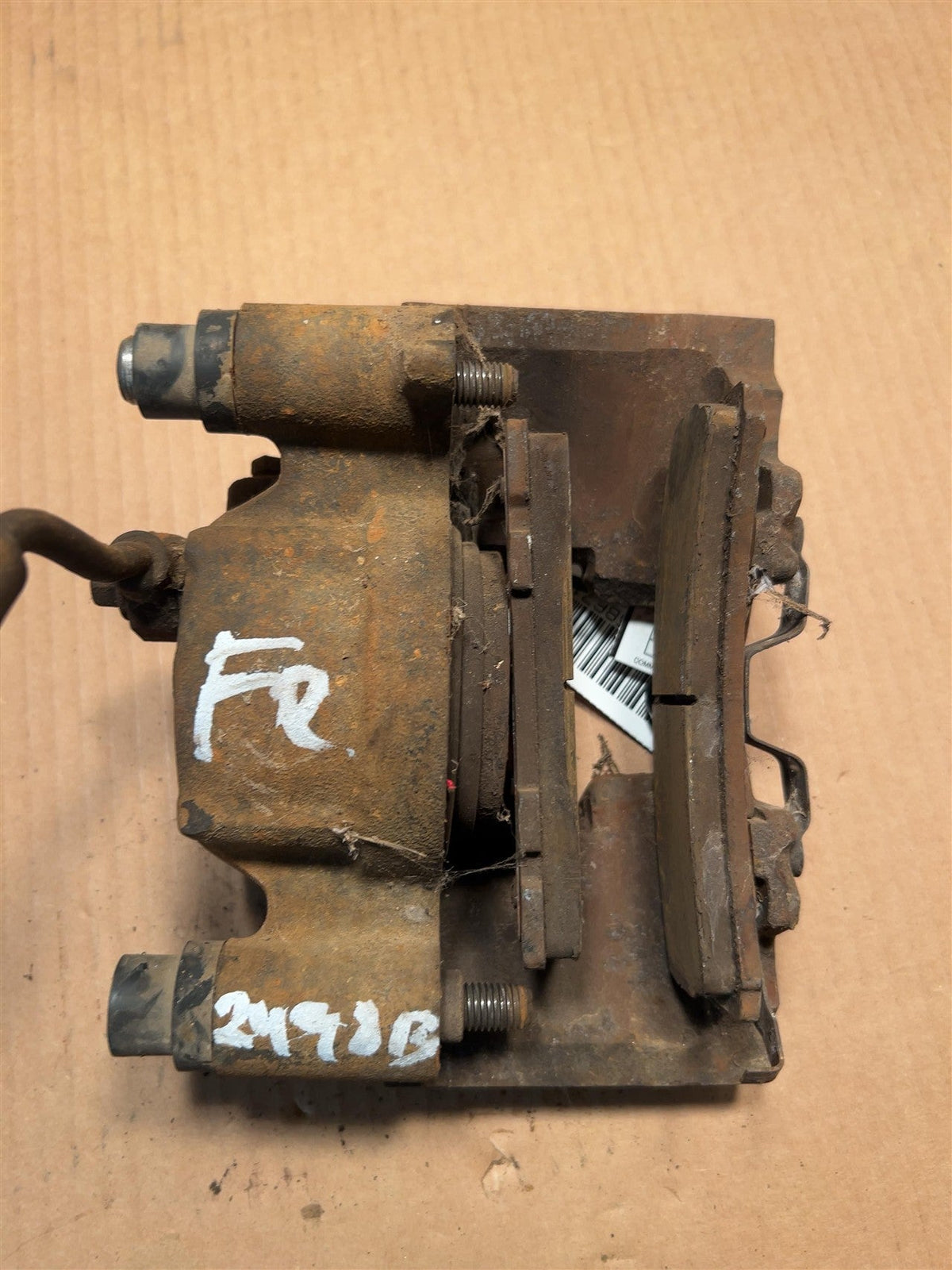 Brake Caliper from a 1998 GMC 1500, front, right side, photo 3