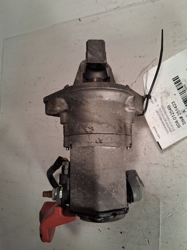 Starter Motor from a 2004 Dodge Caravan, photo 1