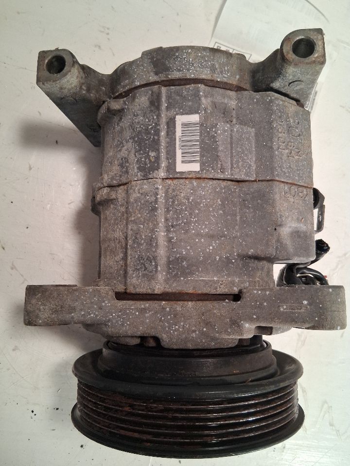 AC Compressor from a 2004 Dodge Caravan, photo 1