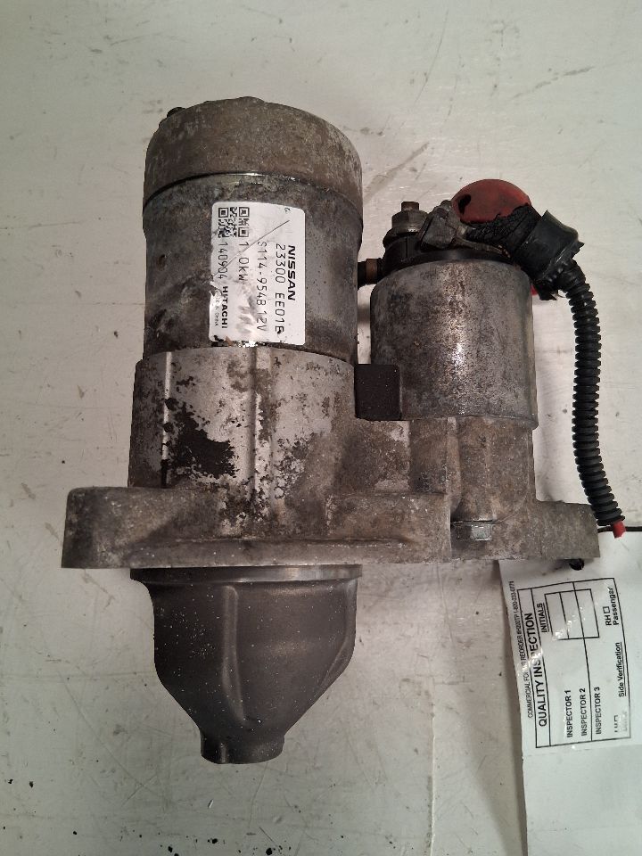 Starter Motor from a 2015 Nissan Versa, photo 1